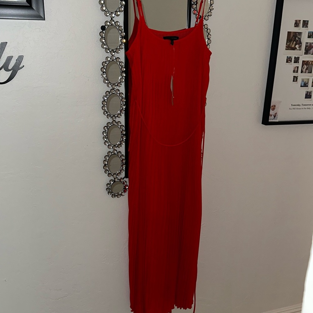 Banana Republic Factory Red Sleeveless Pleated Maxi Dress (NWT)
